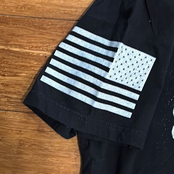 Grunt Style Black & White Patriotic Bullet Flag Tee — Size XL - Picture 6 of 7